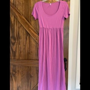 Size M Pink Blush maxi dress